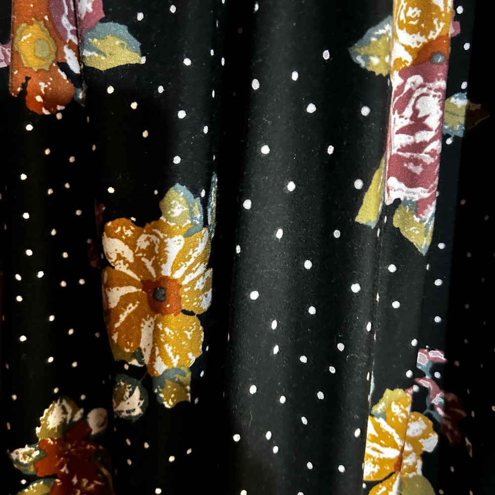 Floral Halter Maxi Dress - Black - Picture 5 of 6